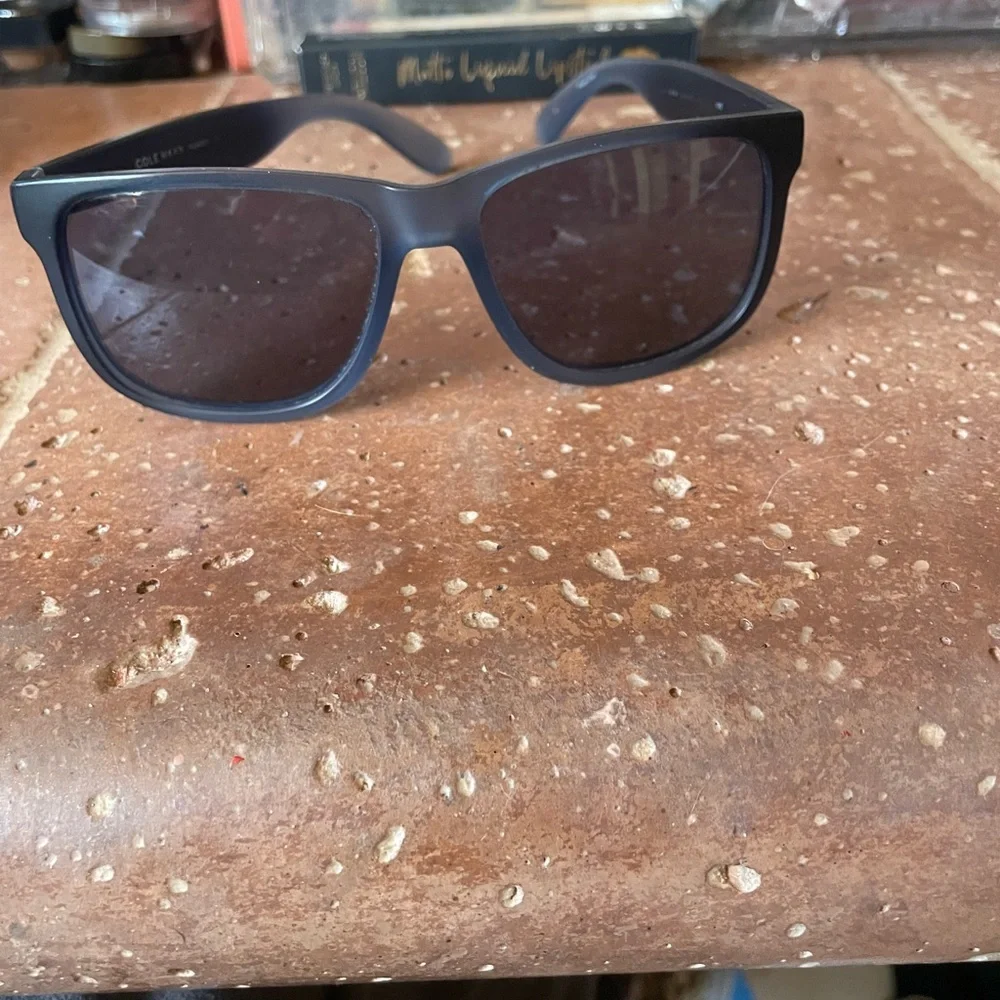 Stylish Black Sunglasses